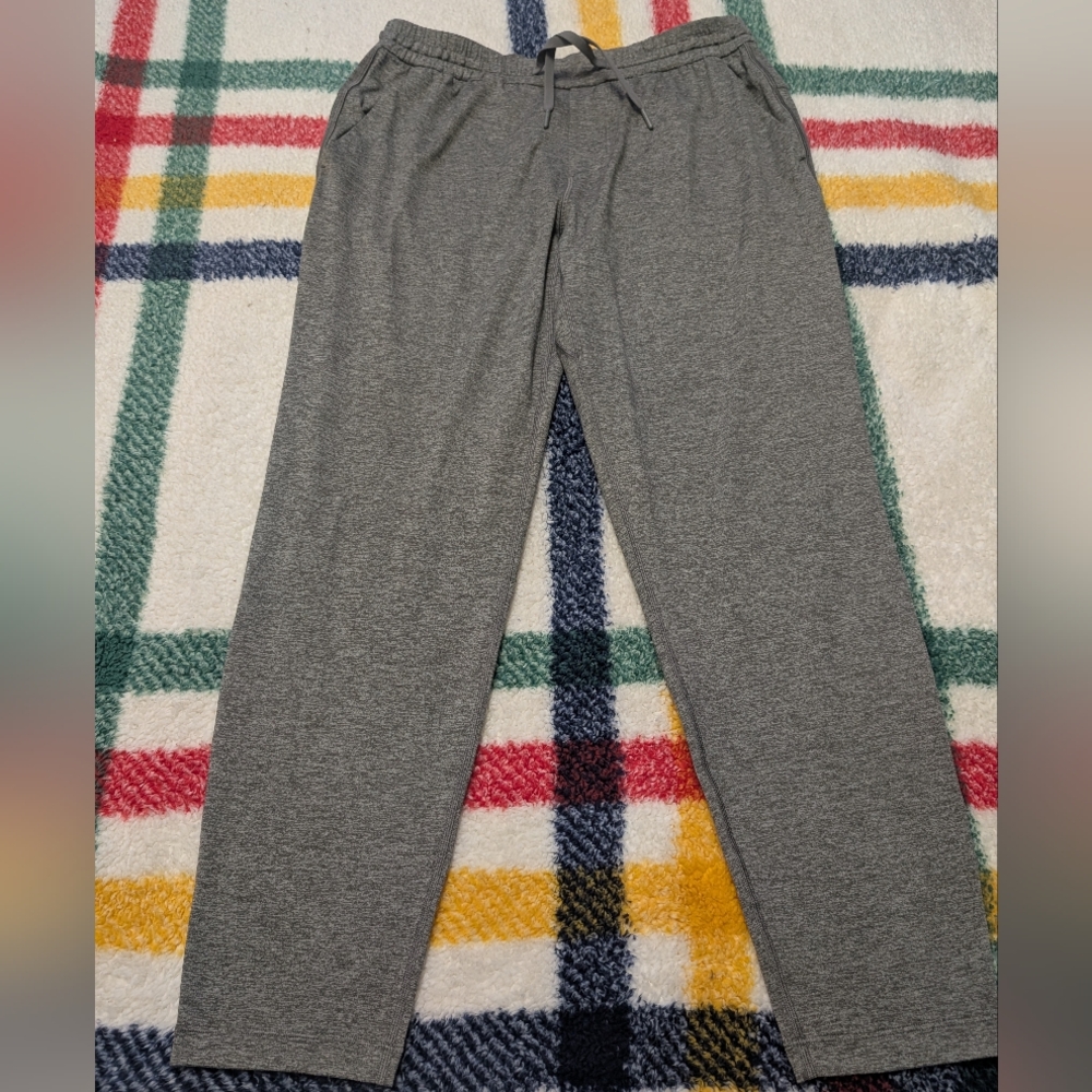 Lululemon Athletica Men's Gray Sweatpants